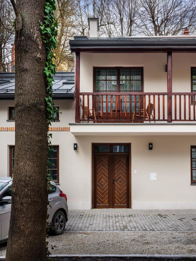 Tyzenhauz Villas Cracóvia Exterior foto
